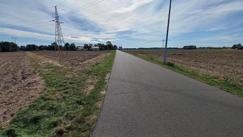 OBWIESZCZENIE O SPRZEDAŻY NIERUCHOMOŚCI DZIAŁKI NR 184,349/,297,352/1,352/2, 298/1 W DRODZE LICYTACJI ELEKTRONICZNEJ W TRYBIE UPROSZCZONEJ EGZEKUCJI Z NIERUCHOMOŚCI